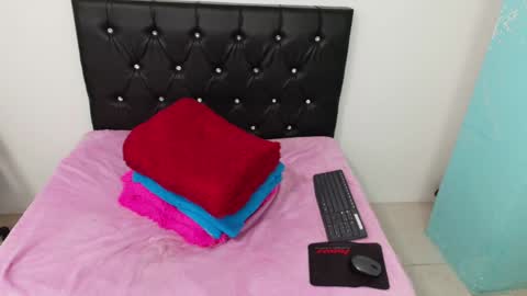 Martina online show from 01/08/25, 03:51