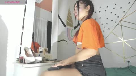 ...  ... online show from 10/13/25, 07:36