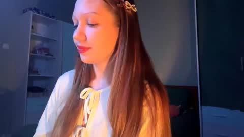 Emily online show from 10/12/25, 07:57