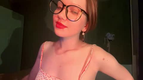 Emily online show from 11/01/25, 07:49