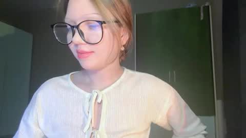 Emily online show from 11/02/25, 08:11
