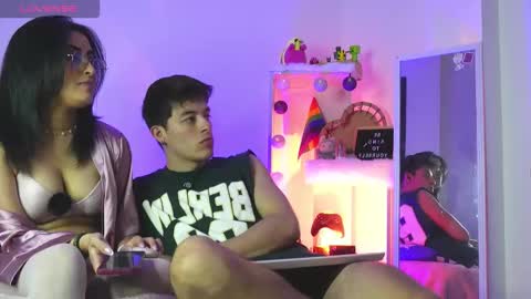 Snapshot of mary_and_andres chatting on 09/18/25, 03:08 Mary and Andrs online show from 09/18/25, 03:08