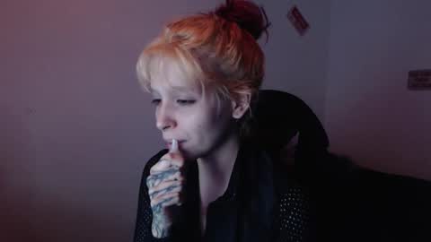                      100   online show from 11/21/25, 06:12