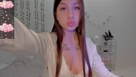 Snapshot of mary_tim chatting on 02/02/25, 08:19 Maryana online show from 02/02/25, 08:19