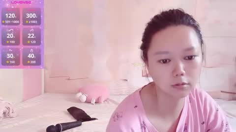 Snapshot of mary_uu chatting on 09/18/25, 01:40 mary_uu online show from 09/18/25, 01:40