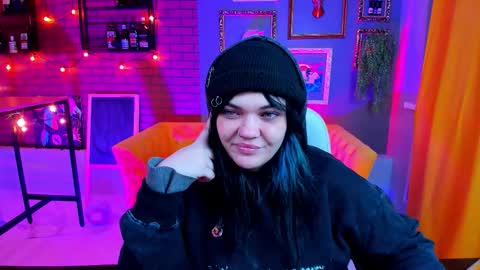 Mary online show from 11/06/25, 11:04