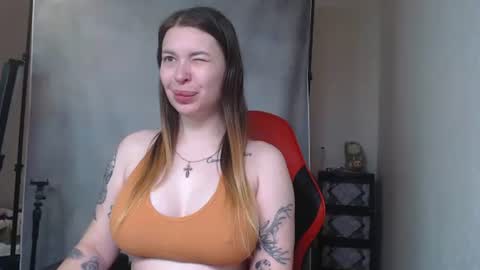 MaryHotLoves online show from 10/24/25, 09:06