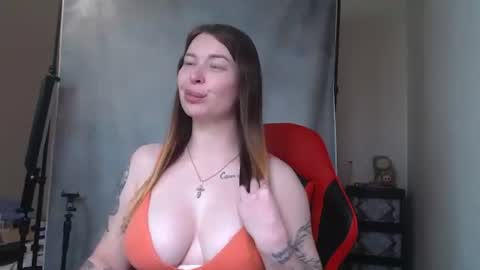 MaryHotLoves online show from 10/26/25, 09:15