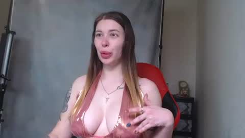 MaryHotLoves online show from 11/14/25, 02:16