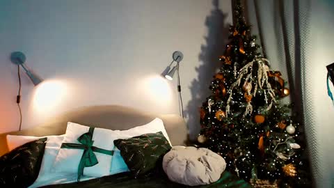 Snapshot of marykeysss chatting on 12/12/24, 06:31 Bun online show from 12/12/24, 06:31