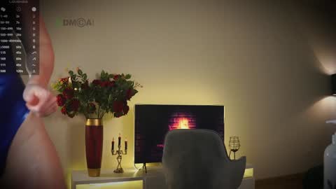 maryssaa_ online show from 12/28/24, 09:09