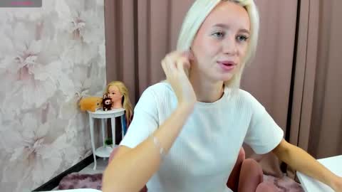 Luucy UTC1 Mon Tue Wed Thu Fri 0500-1130 online show from 10/15/25, 02:55