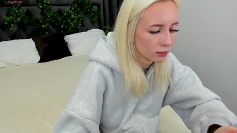 Luucy UTC1 Mon Tue Wed Thu Fri 0500-1130 online show from 11/19/25, 02:33