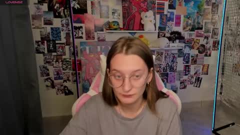 Snapshot of maryyy_may chatting on 09/16/25, 05:03 maryyy_may online show from 09/16/25, 05:03