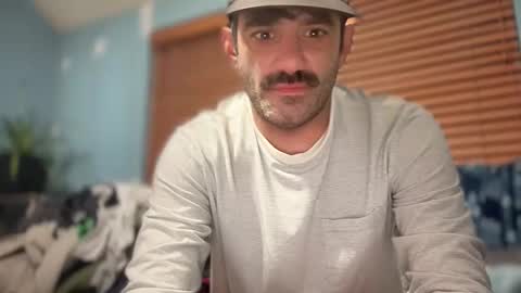 Masculine Hole online show from 10/15/25, 02:11