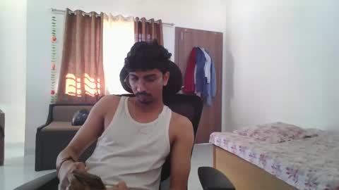 Snapshot of maskboyz2003 chatting on 02/19/25, 04:34 maskboyz2003 online show from 02/19/25, 04:34