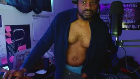 Maskmind online show from 03/11/25, 09:04