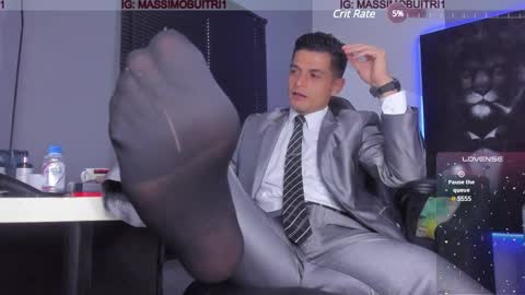 Snapshot of massimo_g chatting on 02/02/25, 10:06 I am Massimo online show from 02/02/25, 10:06
