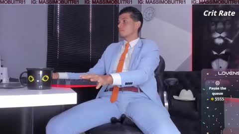 I am Massimo online show from 11/11/25, 01:00