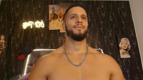 Snapshot of massimo_greco2 chatting on 10/29/25, 10:44 massimo_greco2 online show from 10/29/25, 10:44