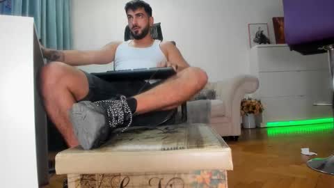 Matthew online show from 09/22/25, 04:20