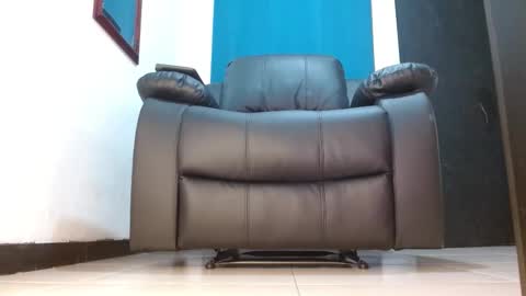 Snapshot of master_melo chatting on 11/08/25, 04:51 master melo online show from 11/08/25, 04:51