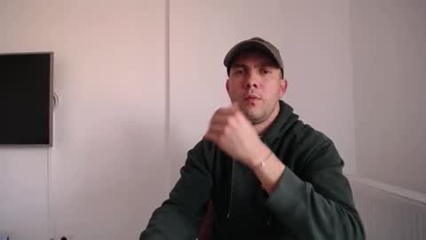 MasterChris03 online show from 11/24/25, 12:05