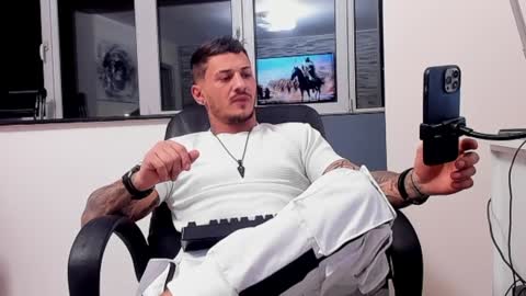 masterchris12 online show from 12/11/24, 08:28