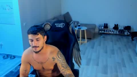 masterchris12 online show from 10/28/25, 09:50