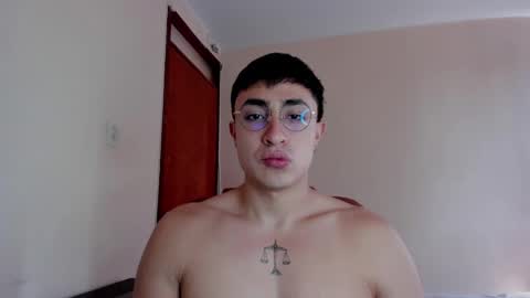 Snapshot of masterfiterotic chatting on 03/09/25, 07:26 masterfiterotic online show from 03/09/25, 07:26