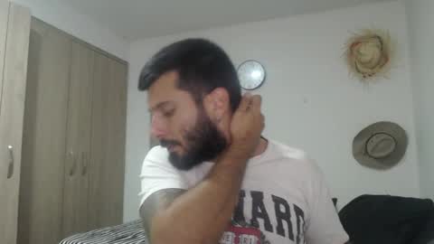 Snapshot of masterofinfatuation chatting on 01/16/25, 04:28 online show from 01/16/25, 04:28