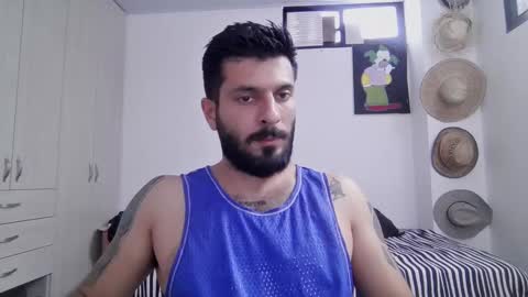 Snapshot of masterofinfatuation chatting on 03/01/25, 03:49 online show from 03/01/25, 03:49