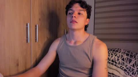 Snapshot of mastrangelo_x chatting on 09/13/25, 04:23 mastrangelo_x online show from 09/13/25, 04:23