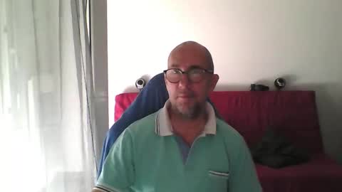 mat11efou online show from 10/09/25, 10:24