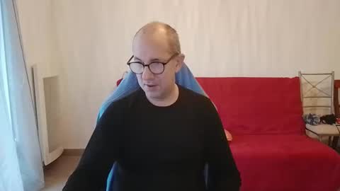 mat11efou online show from 10/29/25, 06:37