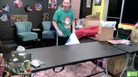 Jer and Kel online show from 12/23/24, 03:55