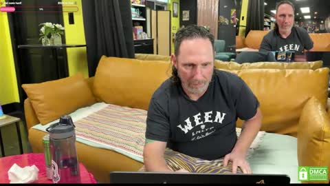 Jer and Kel online show from 03/04/25, 05:45