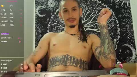 Snapshot of mateo60_ chatting on 01/08/25, 02:03 Mateo online show from 01/08/25, 02:03
