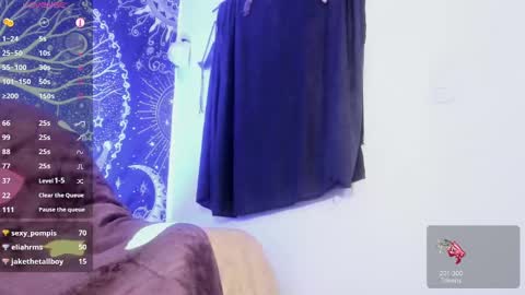 Snapshot of mateo60_ chatting on 01/15/25, 05:40 Mateo online show from 01/15/25, 05:40