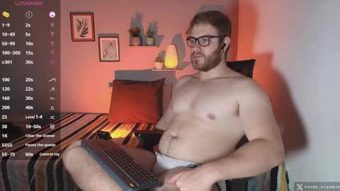 Snapshot of mateo_ocampo chatting on 11/08/25, 08:18 Mateo Ocampo online show from 11/08/25, 08:18