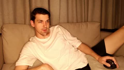 Snapshot of mateo_zeus chatting on 12/01/24, 05:35 mateo_zeus online show from 12/01/24, 05:35