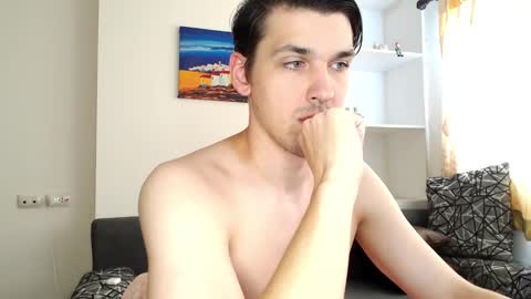 Snapshot of mateo_zeus chatting on 01/19/25, 03:18 mateo_zeus online show from 01/19/25, 03:18