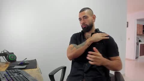 Matheus     online show from 10/08/25, 04:15