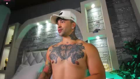mathew_colt online show from 09/18/25, 08:55