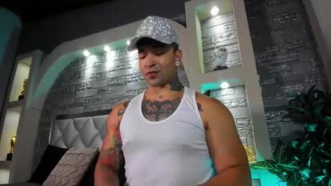 mathew_colt online show from 09/22/25, 08:33