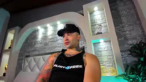 mathew_colt online show from 09/24/25, 11:52