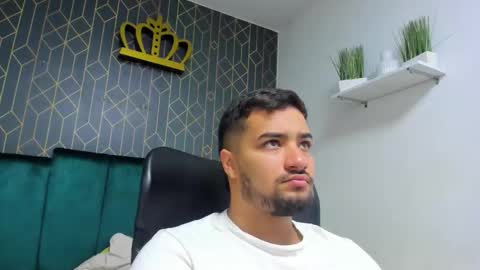 Mathews online show from 09/13/25, 11:43