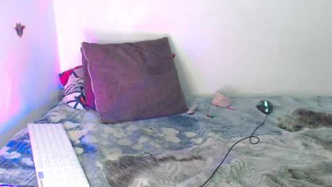 Snapshot of mathrave chatting on 10/04/25, 04:10 mathrvs online show from 10/04/25, 04:10