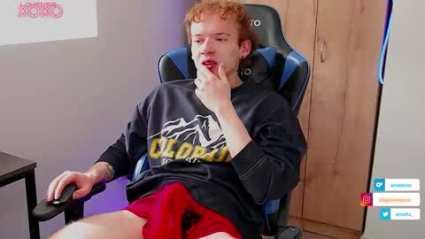 Snapshot of mathwx_ chatting on 10/18/25, 08:09 Alejandro Alex online show from 10/18/25, 08:09