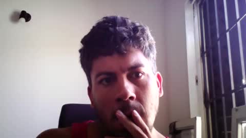 Snapshot of matifolk chatting on 01/25/25, 04:24 matifolk online show from 01/25/25, 04:24